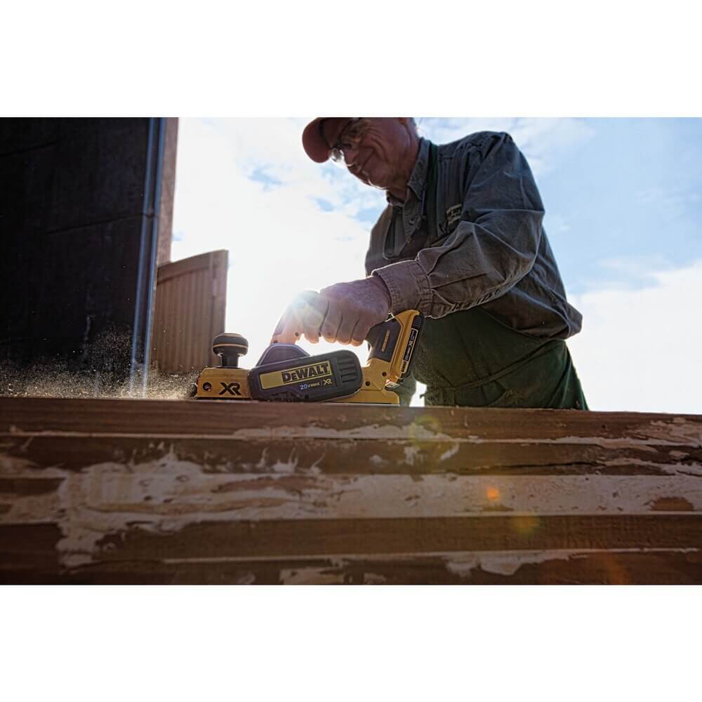 DEWALT DCP580B 20V MAX* XR® Brushless Cordless Planer (Tool Only)